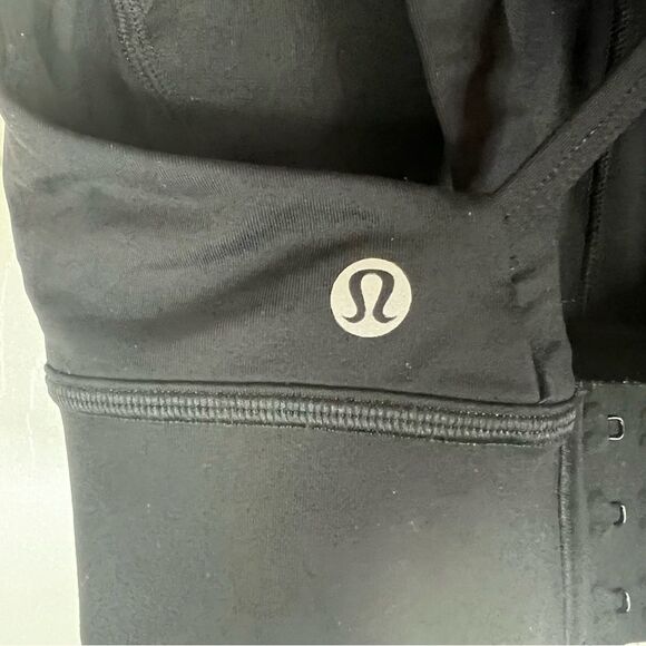 Lululemon Supportive Sports Bra Size 4 See‎ Measurements for Fit Black - Picture 3 of 6